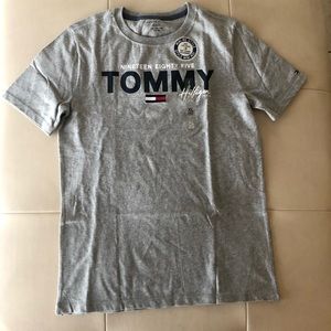NWT Tommy Hilfiger boys graphic T-shirt